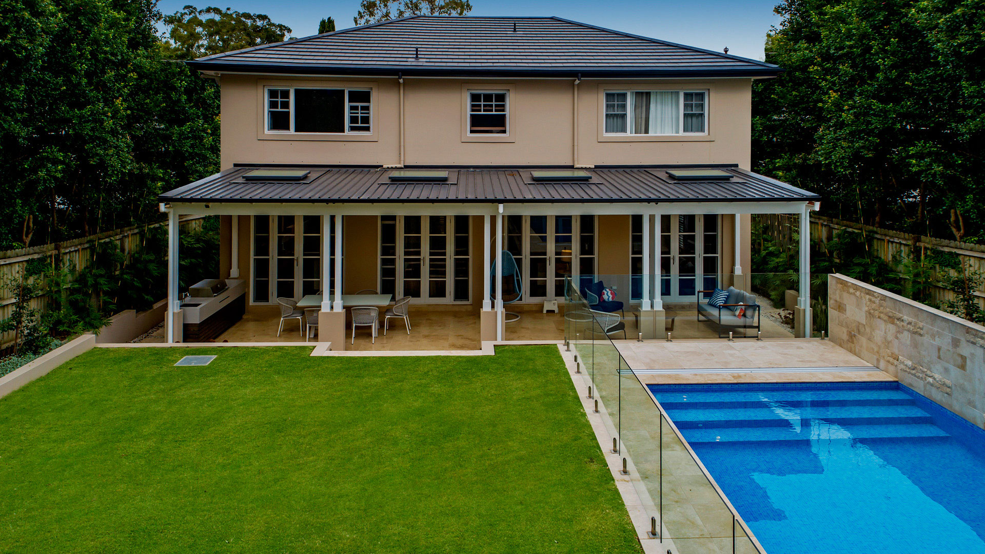 Luxury Family Pool Lindfield